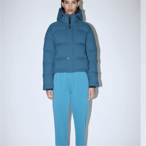 Aritzia Jackets & Blazers - Super Puff Aritzia Superpuff - TNA Teal Agate